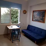 Iro\'S House